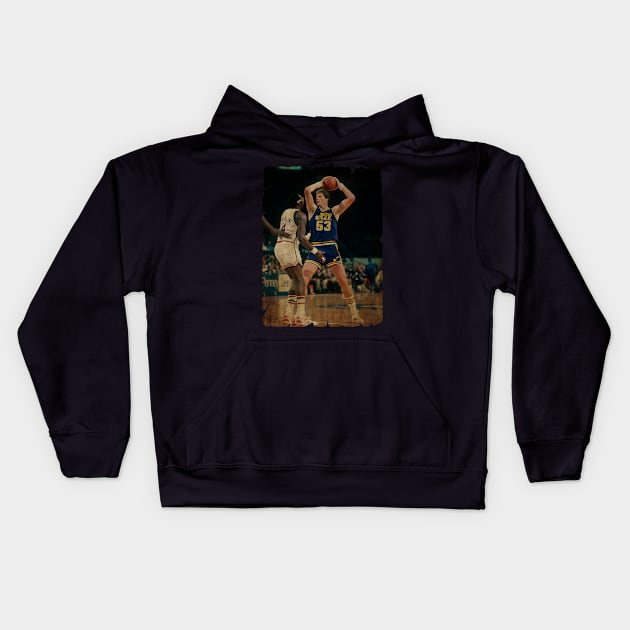 Mark Eaton vs Moses Malone Kids Hoodie by Milu Milu